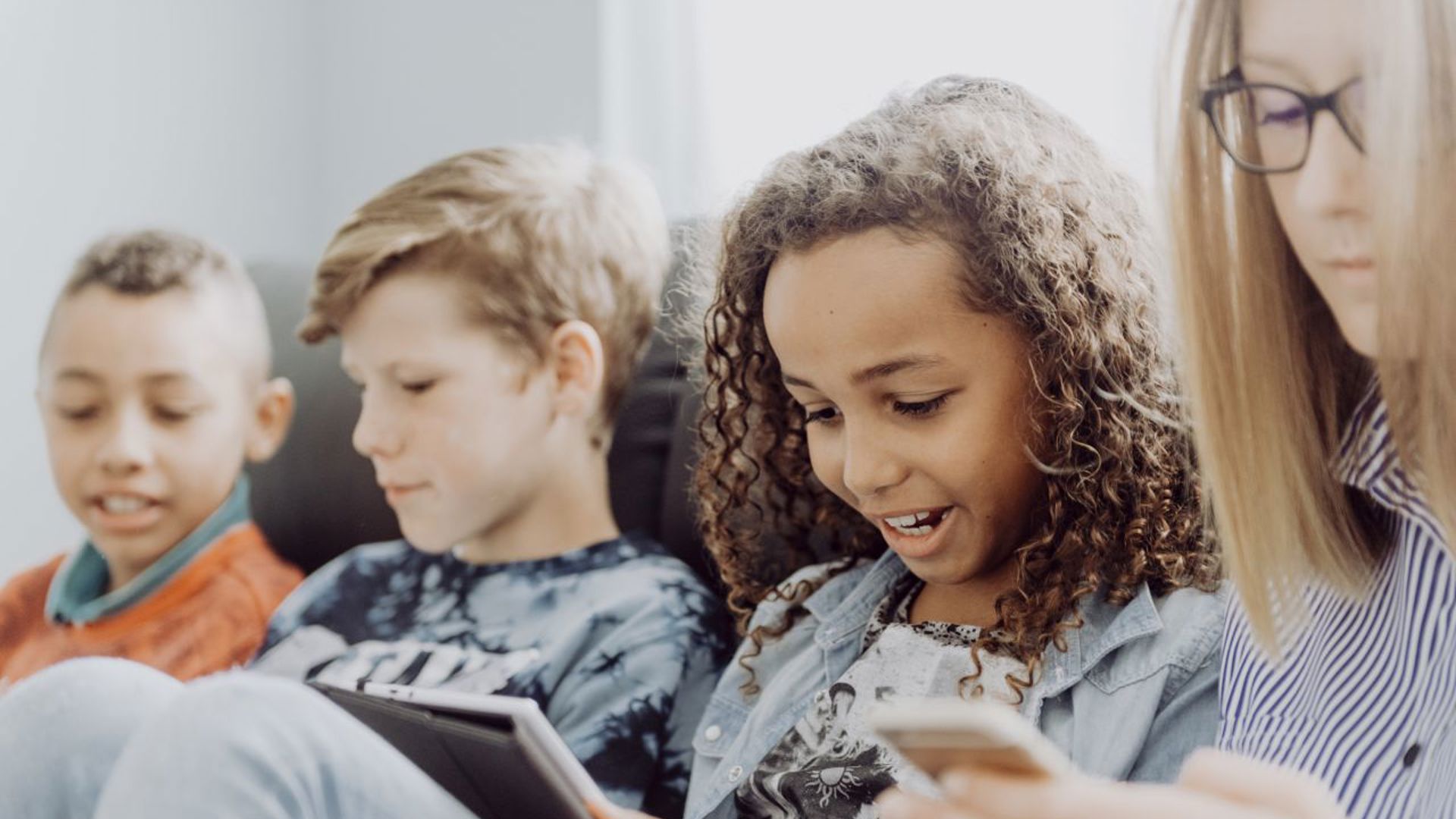 Gezinsbarometer Vier Kinderen In Zetel