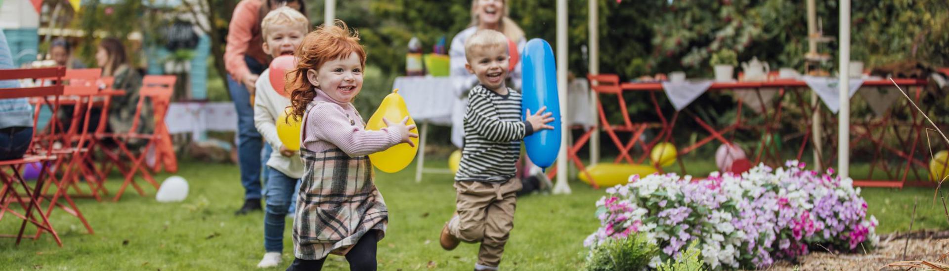 Activiteit Gezinsbond kinderen met ballonnen